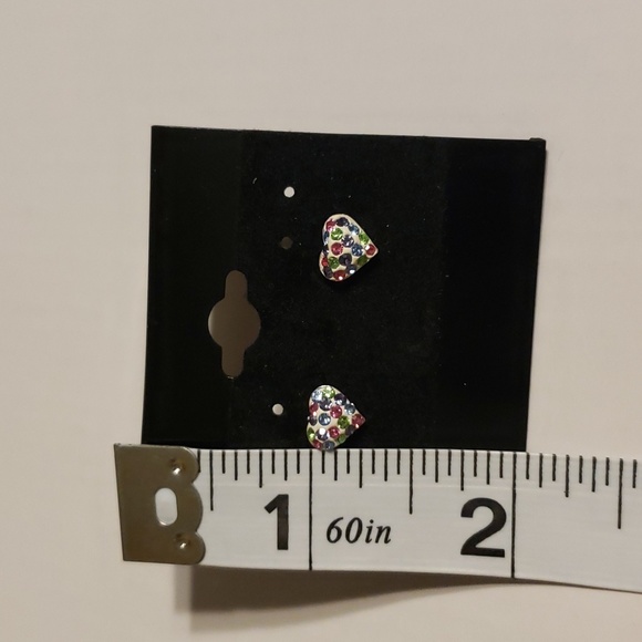 70. Mini Heart Studs - 2 pairs of heart earrings - Picture 7 of 7